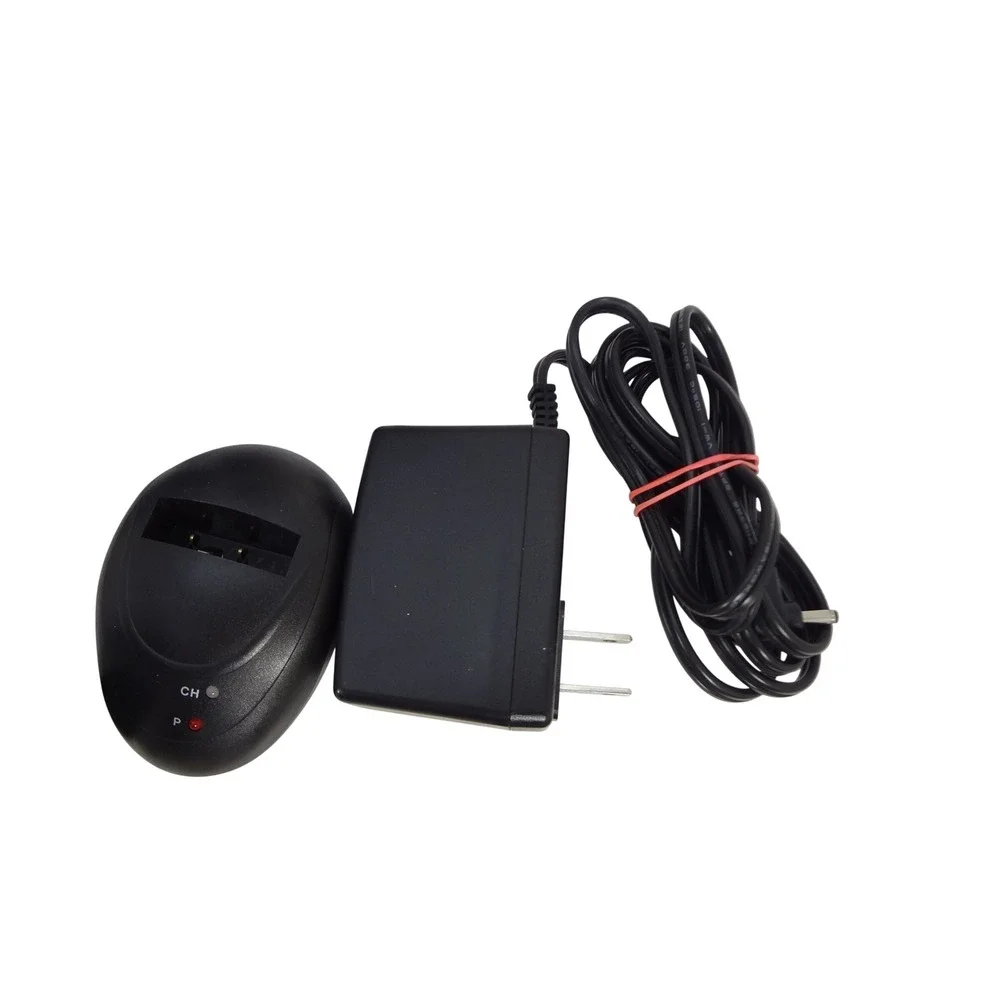 Vintage Aiptek ISDV Digital Camcorder 5MP Silver Bundle Logic Tripod SD Card Kit